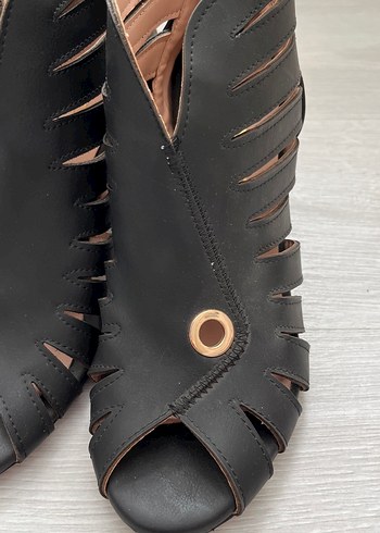 Tokalı Siyah Blok Topuklu Kadın Ayakkabı - Görsel 5