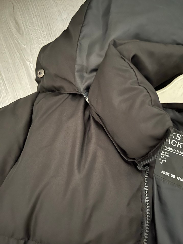 Siyah Kapüşonlu Kadın Kışlık Mont - Görsel 5