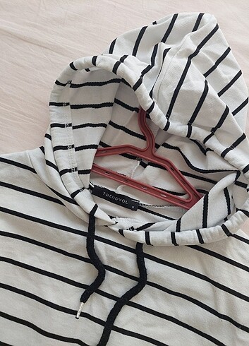 Trendyol & Milla Çizgili Sweatshirt