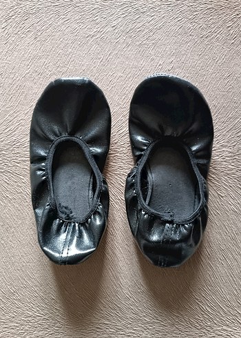 29-30 no,tabanı 20 cm,PİSİPİSİ, Siyah Lastikli Bale Ayakkabısı - Görsel 2