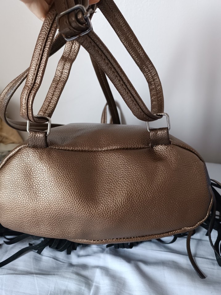 Kadın Sırt Çantası, püsküllü model, genel olarak görüldüğü gibi - Görsel 5