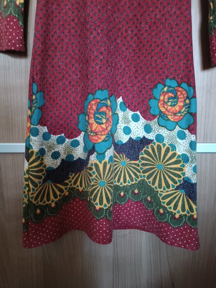 36 beden, VİNTAGE, y2k, kalıbı mükemmel,bordo desenli elbise - Görsel 3