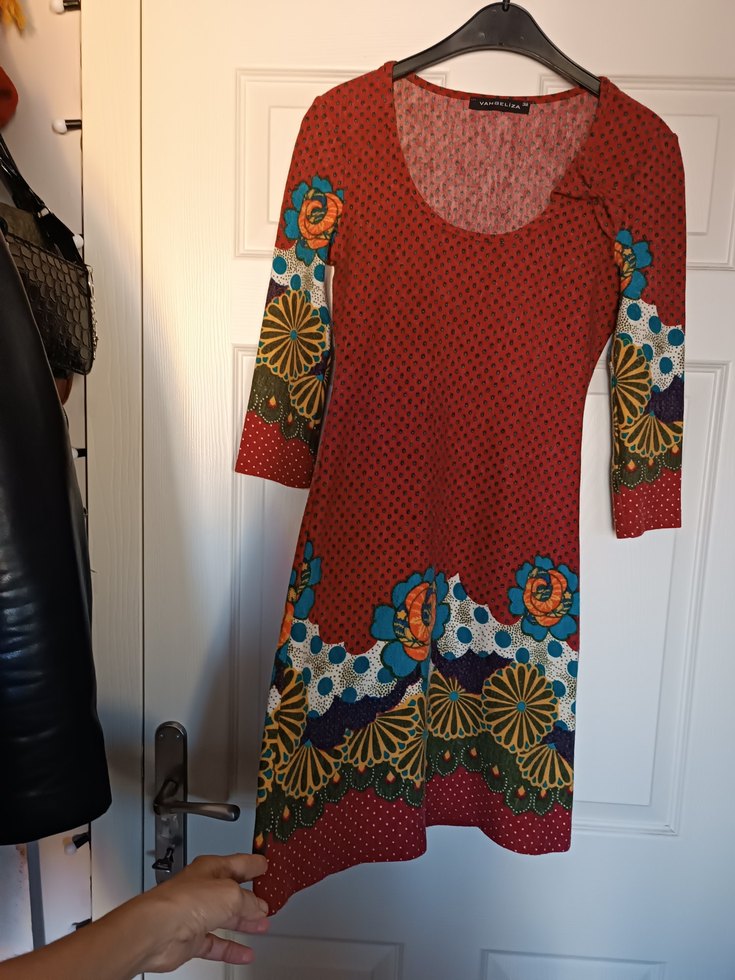 36 beden, VİNTAGE, y2k, kalıbı mükemmel,bordo desenli elbise - Görsel 5