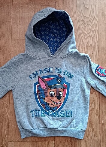 24-36 Ay Beden gri Renk PAW PATROL sweatshirt, etiketi 3 yaş ama 2 yaş için daha uygun. 