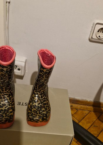 Kız Çocuk Leopar Desenli Lastik Botlar - Görsel 3