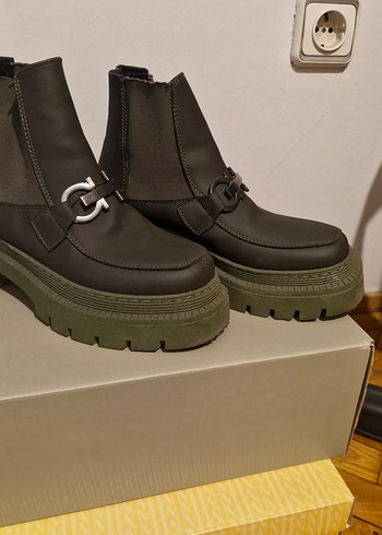 Tokalı haki Platform Kadın Bot - Görsel 4