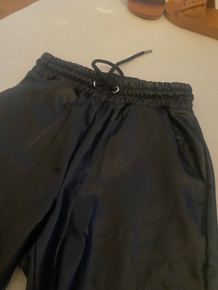 Deri Siyah Kadın Pantolon - Görsel 2