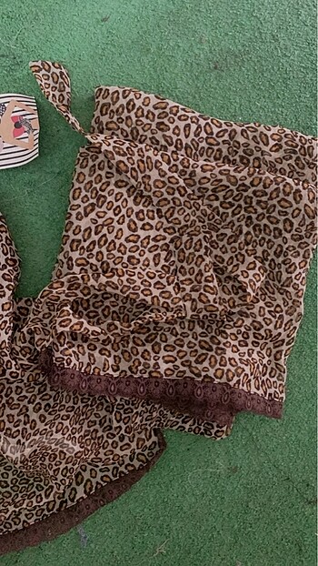 m Beden çeşitli Renk Leopar pijama takımı