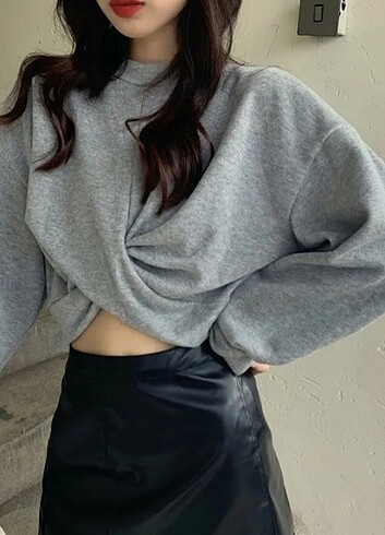 CROP SWEAT