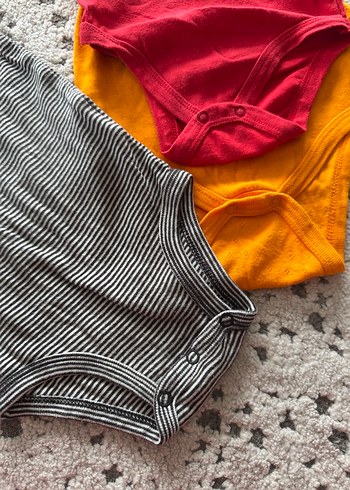 Carters Gri Kısa Kollu Örgü Erkek Bebek Body - Görsel 4