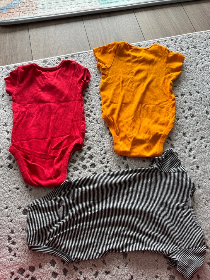 Carters Gri Kısa Kollu Örgü Erkek Bebek Body - Görsel 3