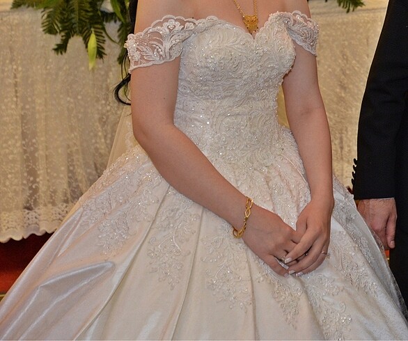 Aysira Prenses model gelinlik