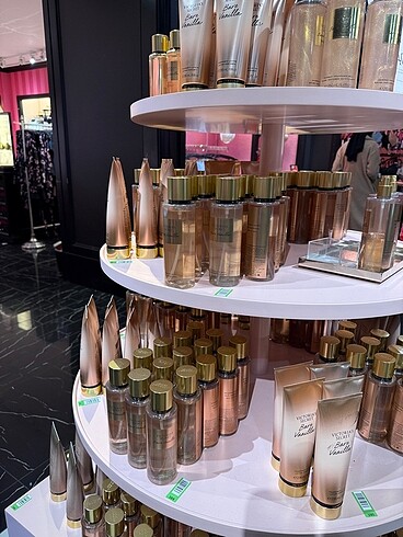 Beden Renk Victoria secret body mist