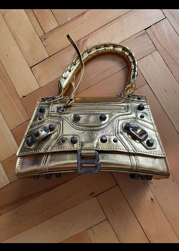Balenciaga ürünü