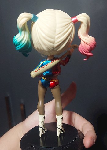 Beden Renk Harley Quinn Figürü