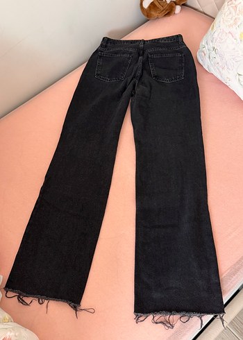 Siyah Yırtık Detaylı Bol Kesim Midi Kot Pantolon - Görsel 3