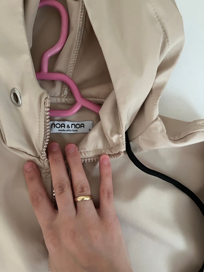 Bej Kapüşonlu Kadın Ceket - Görsel 3