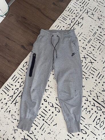 eski sezon orjinal nike tech fleece