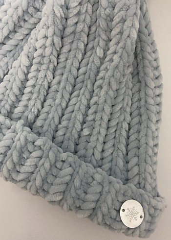Kadın Gri Örgü Ponponlu Bere - Görsel 2