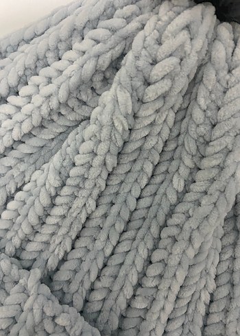 Kadın Gri Örgü Ponponlu Bere - Görsel 3