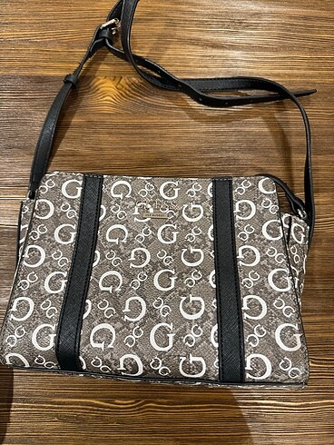 Guess çanta