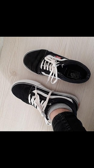 Siyah vans