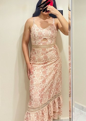 Dantel Detaylı Bej Uzun Elbise - Görsel 3