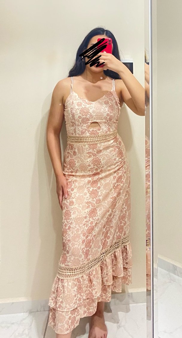 Dantel Detaylı Bej Uzun Elbise - Görsel 3