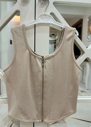 Bej Fermuarlı crop tişört