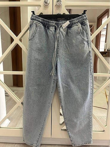 28 Beden Lcw mom jean pantolon