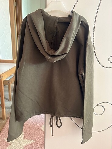 10 Yaş Beden yeşil Renk Çikoby kapüşonlu sweat