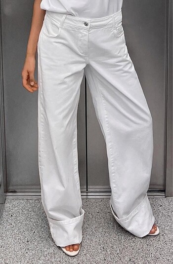 Zara Z1975 DÜZ PAÇA UZUN PAÇA KIYIŞLI YÜKSEK BEL JEAN