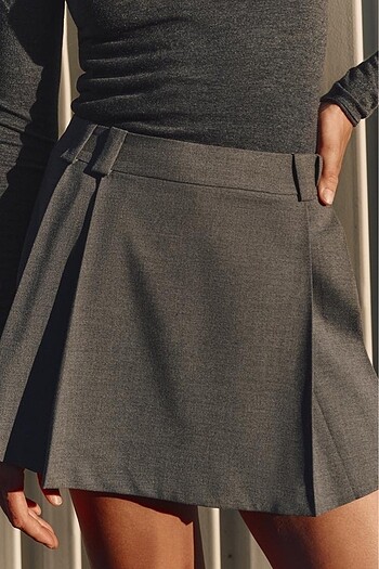 Zara Piliseli mini etek