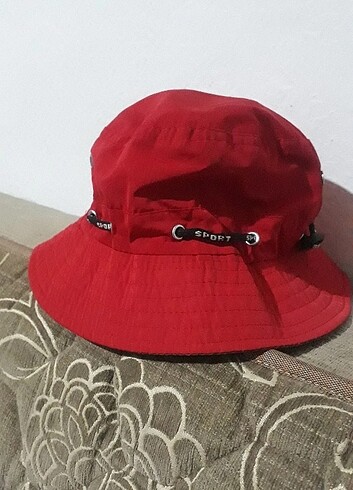 Kırmızı şapka 