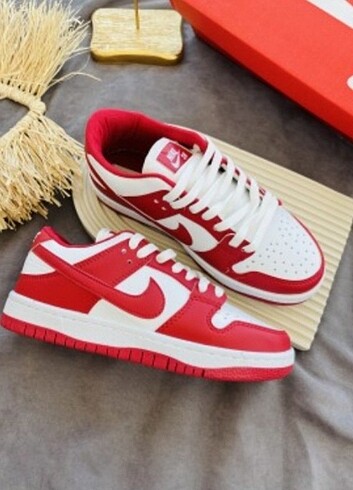 40 Beden sneakers