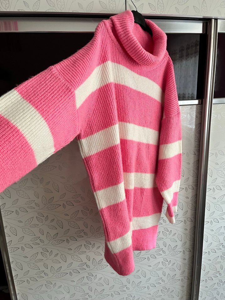 Pembe Beyaz Çizgili Balıkçı Yaka Kadın Kazak - Görsel 2