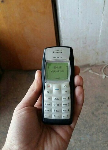 NOKİA TUŞLU CEP TELEFONU