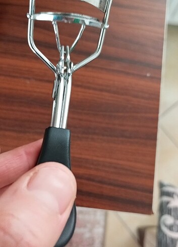  Beden Kirpik kıvırıcı