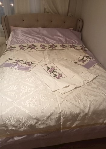 Nakışlı Beyaz Pastel Yatak Örtüsü - Görsel 5