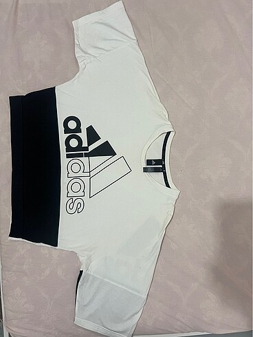 m Beden Orjinal adidas tişört