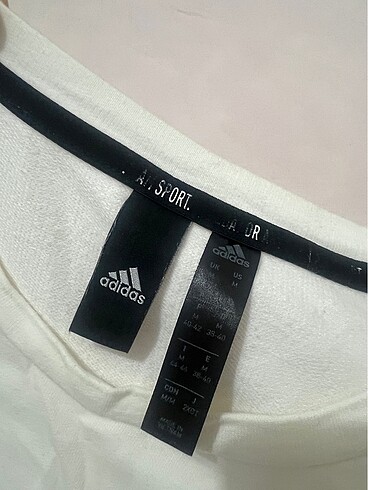 m Beden beyaz Renk Orjinal adidas tişört