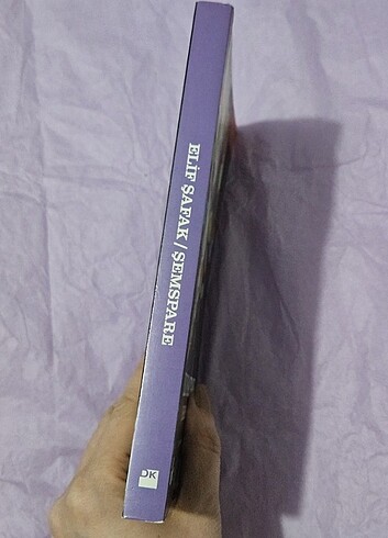 Beden Renk Şemspare - Elif Şafak