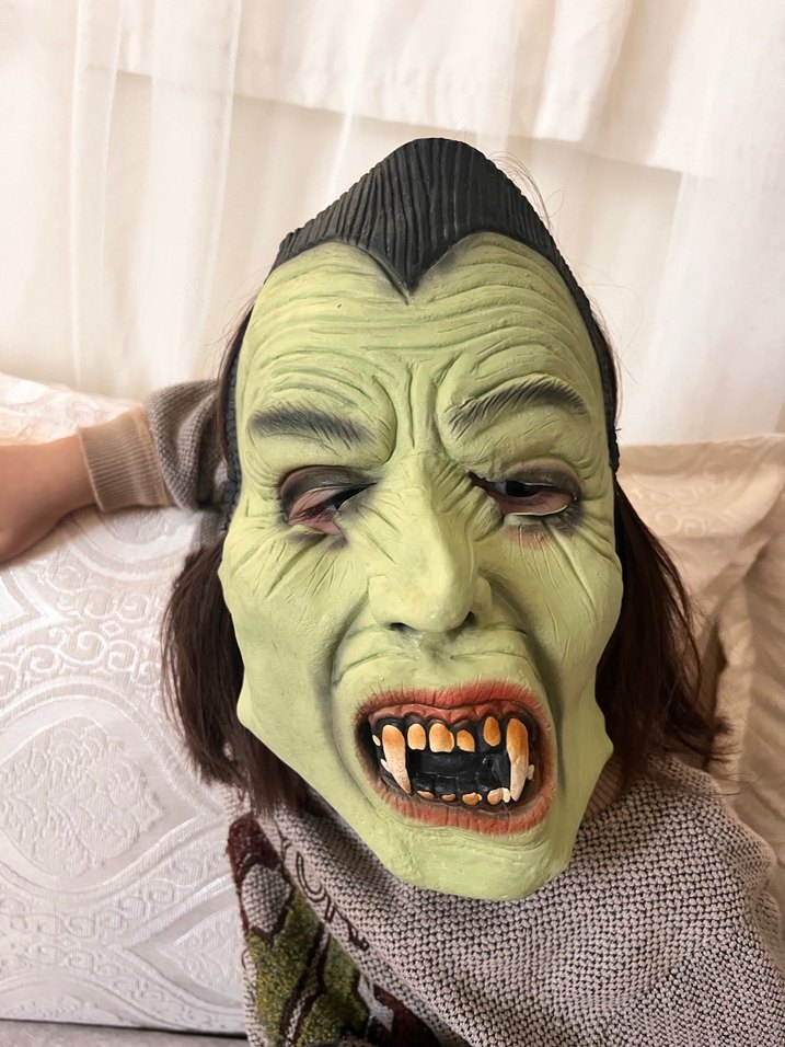 Yeşil Vampir Maskesi - Görsel 3