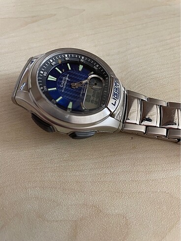 Kullanılmış vintage saat cam çizik orijinal Casio