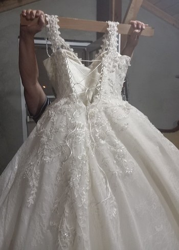 V Yaka Prenses Gelinlik, Uzun ve Kolsuz - Görsel 3