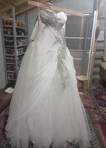 Gri İşlemeli Straplez Prenses Gelinlik - Görsel 5