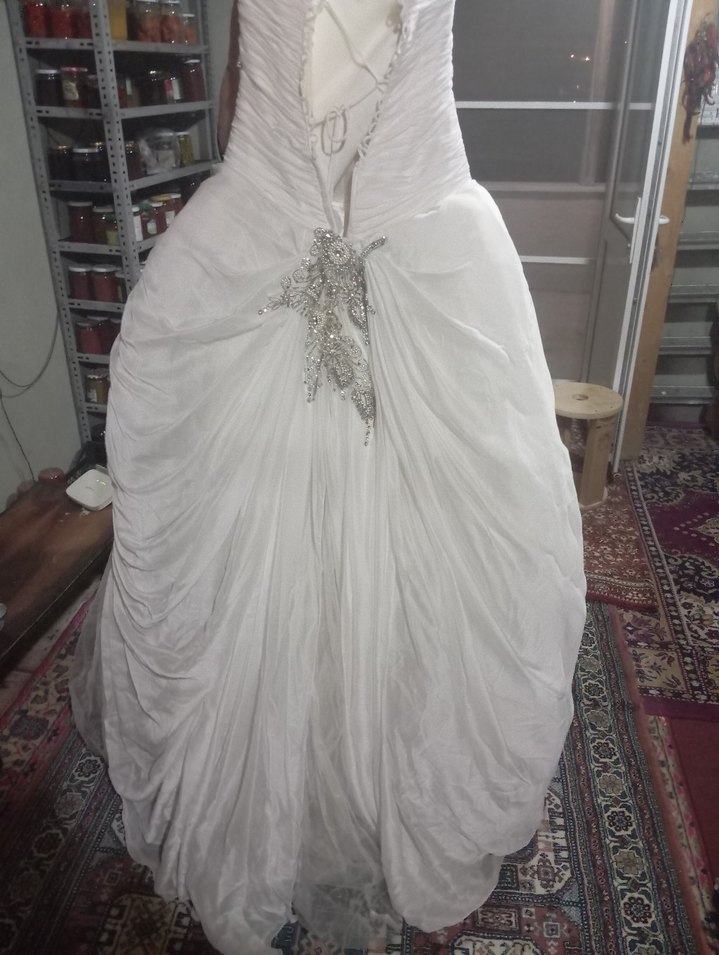 Gri İşlemeli Straplez Prenses Gelinlik - Görsel 4