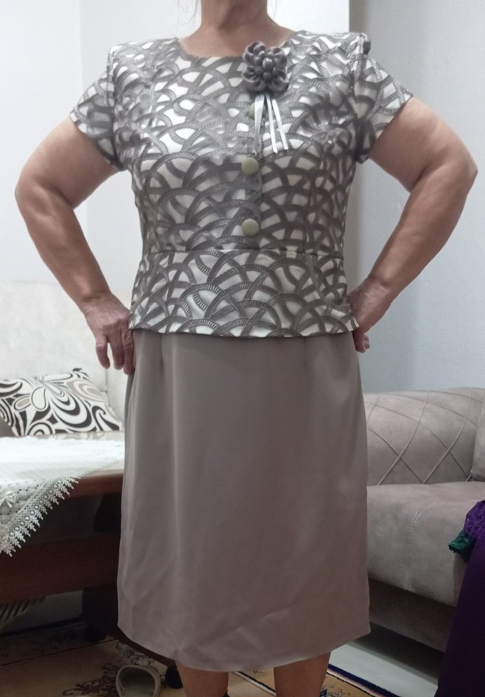 Gri V Yaka Kısa Kollu Uzun Elbise - Görsel 5