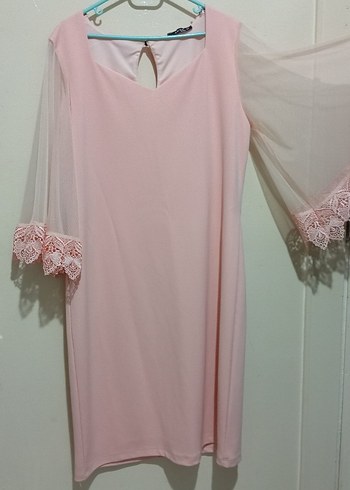 Dantel Detaylı Pudra Midi Elbise - Görsel 3