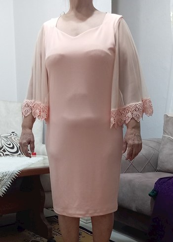Dantel Detaylı Pudra Midi Elbise - Görsel 4
